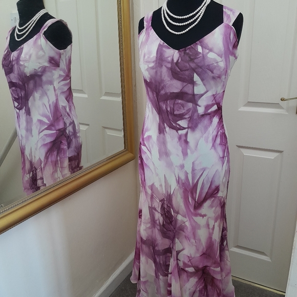 Floaty Summer occasion dress - Picture 2 of 4